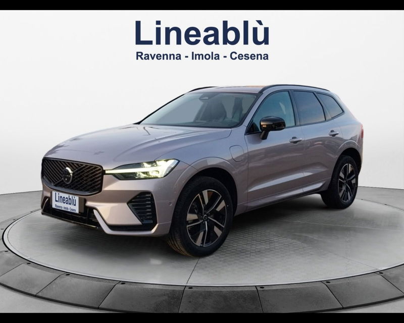 Volvo XC60 2.0 t6 phev Plus Dark awd auto nuova a Imola