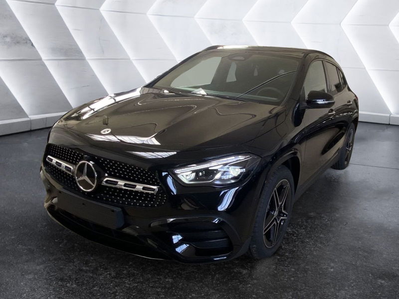 Mercedes-Benz GLA SUV 200 d AMG Line Advanced Plus 4matic auto nuova a Napoli