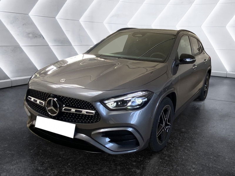 Mercedes-Benz GLA SUV 180 d AMG Line Advanced Plus auto nuova a Napoli
