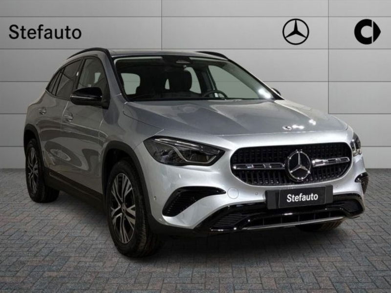 Mercedes-Benz GLA SUV 180 d Progressive Advanced Plus auto nuova a Bologna