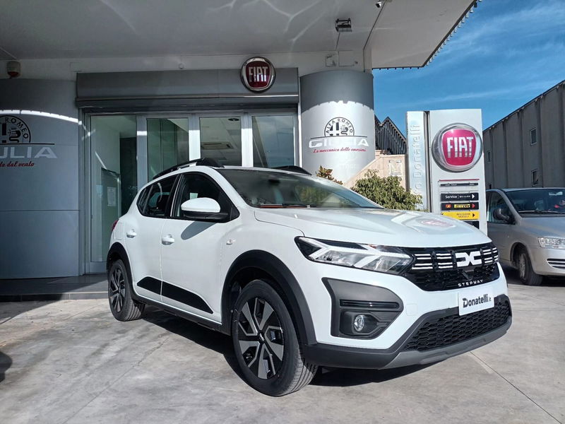 Dacia Sandero Stepway 1.0 TCe ECO-G Expression UP nuova a Triggiano