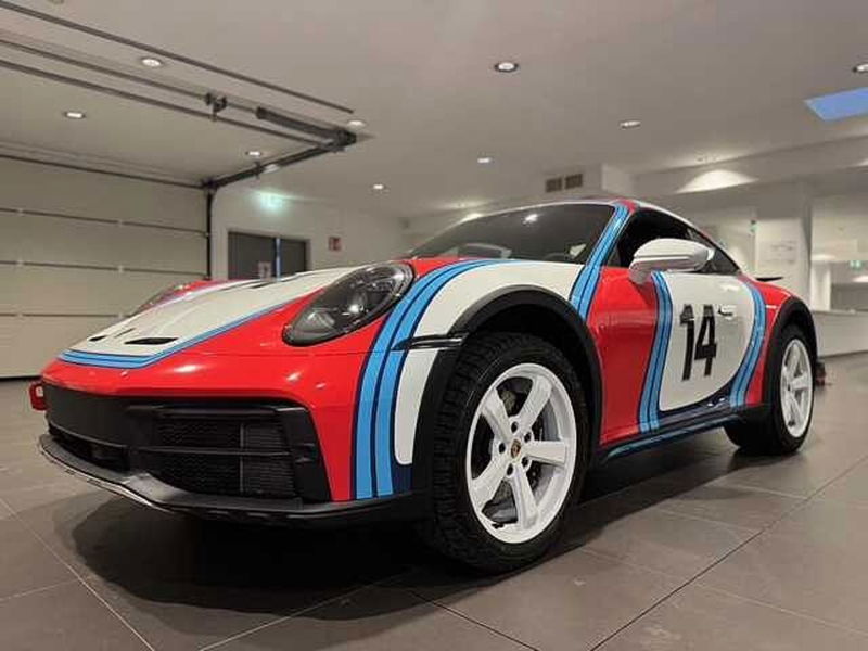 Porsche 911 Coupé Coupe 3.0 Dakar auto del 2023 usata a Genova