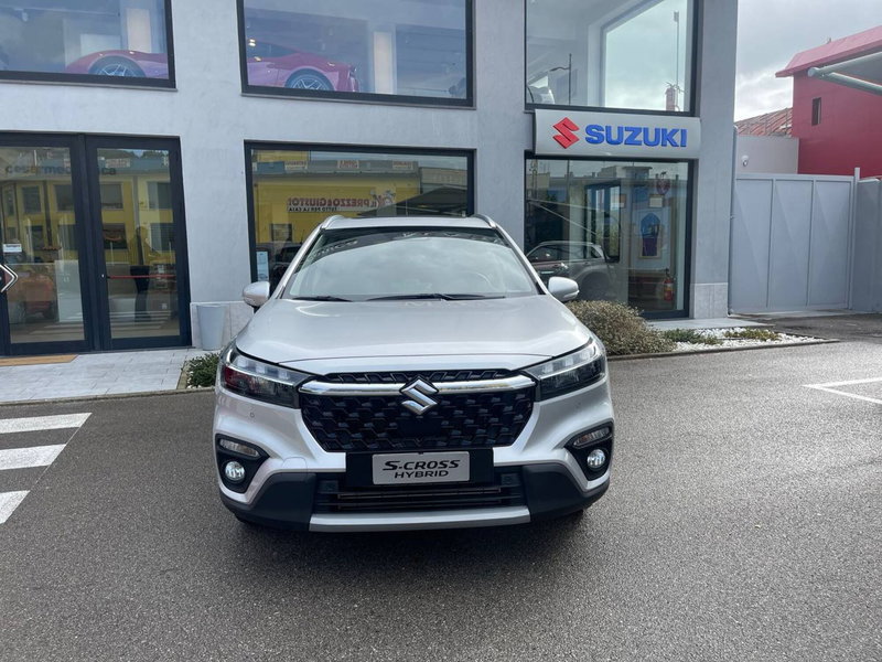 Suzuki S-Cross 1.4 Hybrid 4WD AllGrip A/T Starview del 2025 usata a Salerno