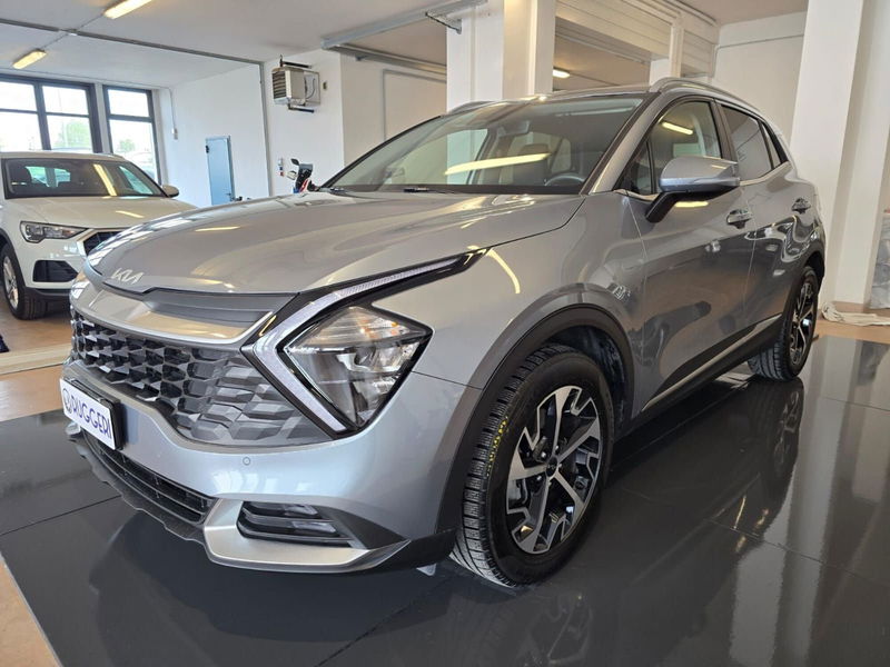 Kia Sportage 1.6 CRDi MHEV Style del 2023 usata a Rimini