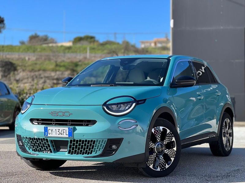 Fiat 600 1.2 hybrid La Prima 145cv auto del 2025 usata a Matera