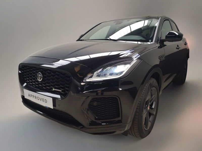 Jaguar E-Pace 2.0D I4 163 CV AWD Auto R-Dynamic Black del 2023 usata a Castelverde