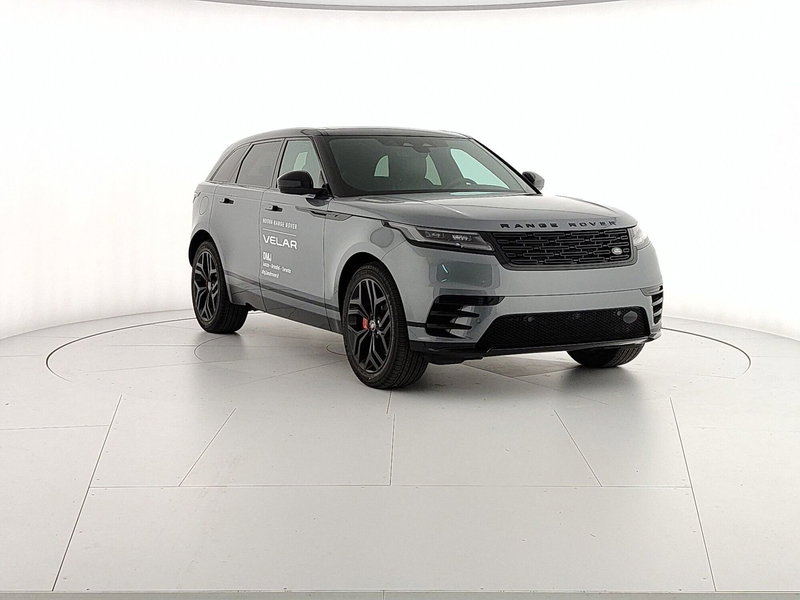 Land Rover Range Rover Velar 2.0D I4 204 CV R-Dynamic SE nuova a Brindisi