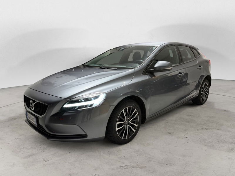Volvo V40 T2 Business Plus del 2018 usata a Parma