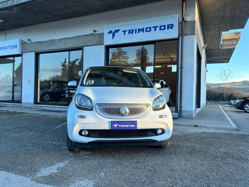 smart forfour forfour 70 1.0 twinamic Passion del 2016 usata a Teramo