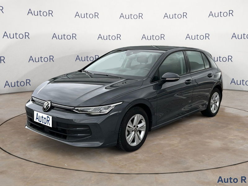Volkswagen Golf 2.0 TDI SCR Life del 2025 usata a Tito