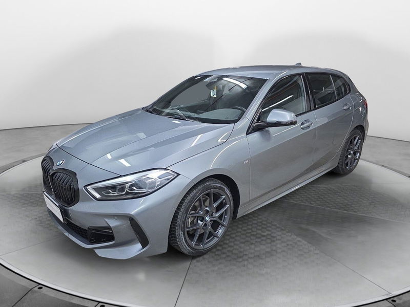 BMW Serie 1 118d Msport auto del 2023 usata a San Nicola la Strada
