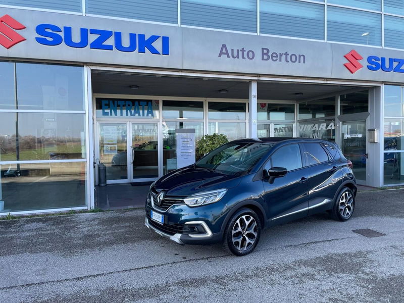 Renault Captur TCe 120 CV Start&Stop Energy Initiale Paris del 2018 usata a Creazzo