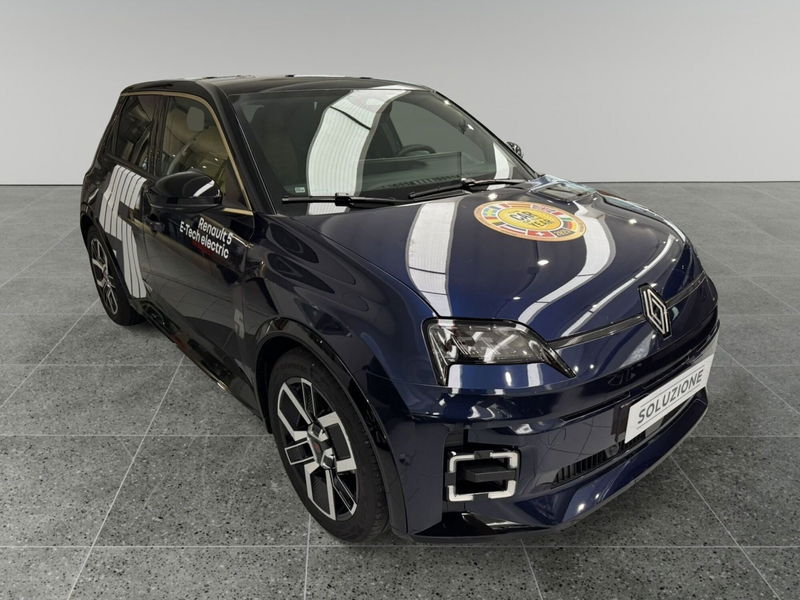 Renault Renault 5 Iconic Cinq comfort range 150cv del 2024 usata a Verbania