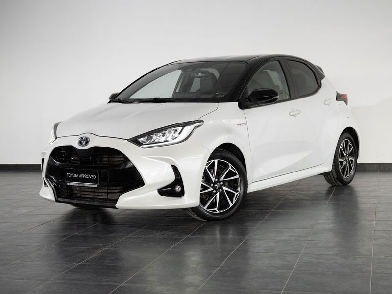 Toyota Yaris 1.5 Hybrid 5 porte Style del 2021 usata a San Severo