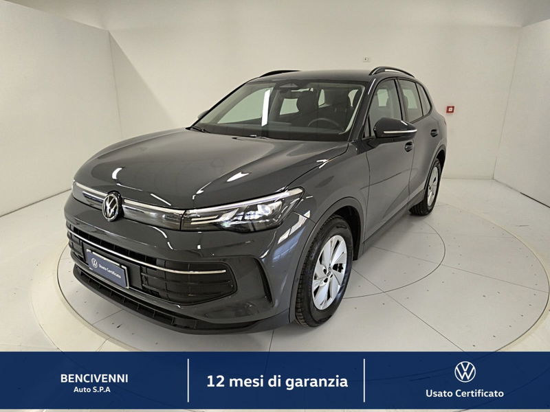 Volkswagen Tiguan Allspace 2.0 tdi Life 150cv dsg del 2025 usata a Catanzaro
