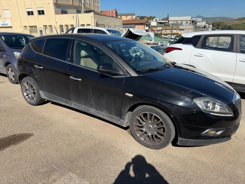 Lancia Delta 1.6 MJT DPF Selectronic Argento del 2009 usata a Agrigento