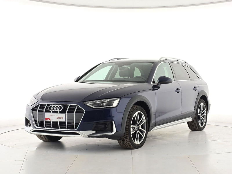 Audi A4 Allroad Allroad 40 2.0 tdi mhev Identity Contrast quattro 204cv s-tronic del 2024 usata a Borgo San Dalmazzo
