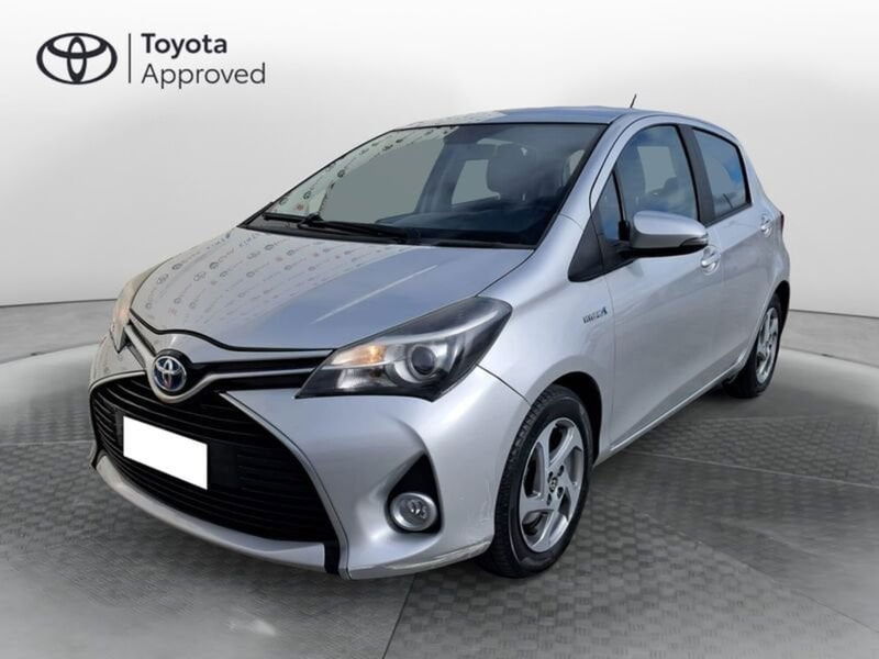 Toyota Yaris 1.5 Hybrid 5 porte Active del 2016 usata a Cagliari