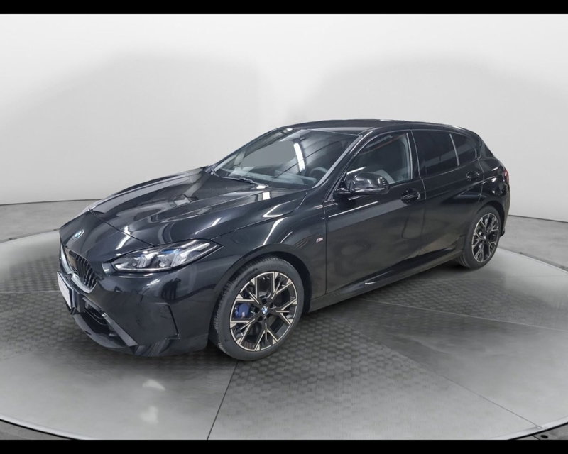 BMW Serie 1 120d cat 5 porte Attiva nuova a San Nicola la Strada