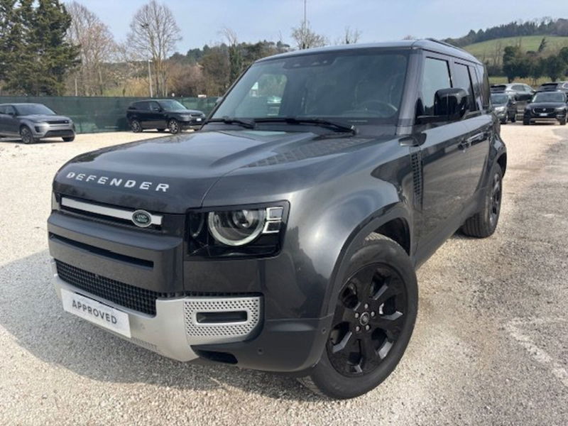 Land Rover Defender 110 3.0D I6 200 CV AWD Auto S del 2024 usata a Pesaro
