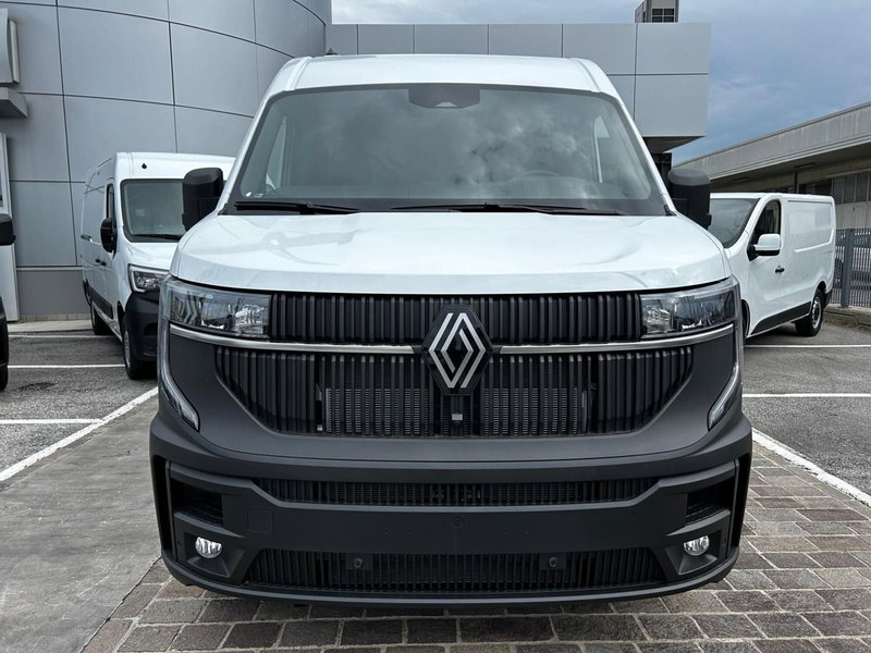 Renault Master Furgone T35 2.0 blue dci 150cv L2H2 EVIE nuova a Conegliano