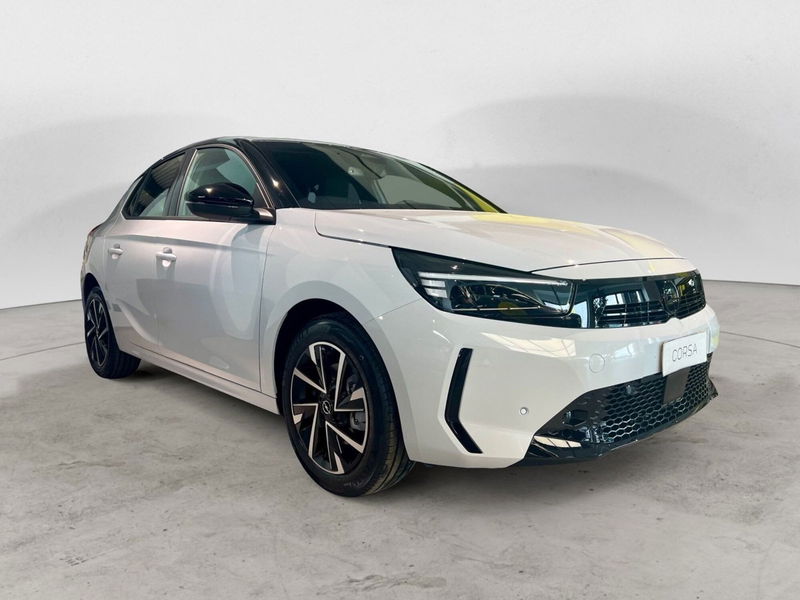 Opel Corsa 1.2 100 CV GS Line nuova a Monopoli