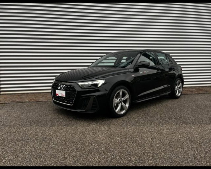 Audi A1 Sportback 30 TFSI S tronic S line edition nuova a Conegliano