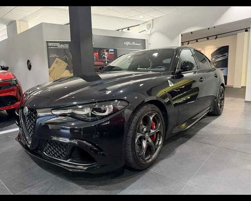 Alfa Romeo Giulia 2.9 V6 Quadrifoglio 520cv auto del 2025 usata a Alessandria