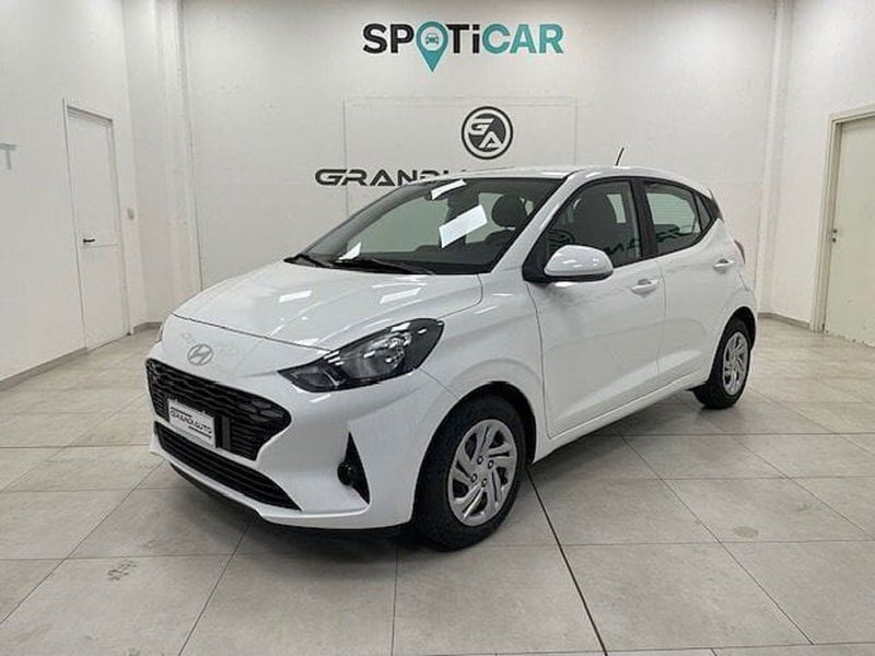Hyundai i10 1.0 mpi Connectline 63cv nuova a Alessandria