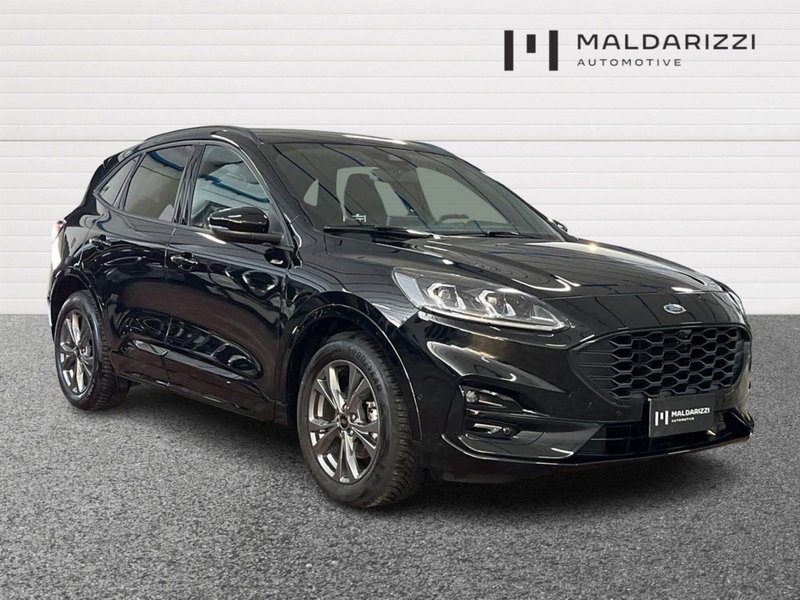 Ford Kuga 2.0 EcoBlue 120 CV aut. 2WD ST-Line X del 2023 usata a Trani