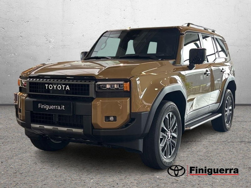 Toyota Land Cruiser 2.8 mhev Lounge awd auto nuova a Civate