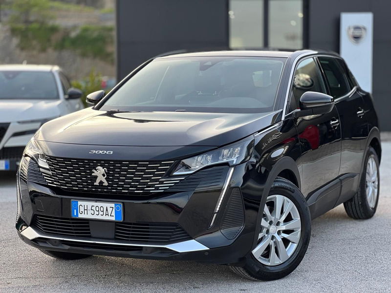 Peugeot 3008 BlueHDi 130 S&S EAT8 Active Pack del 2021 usata a Matera