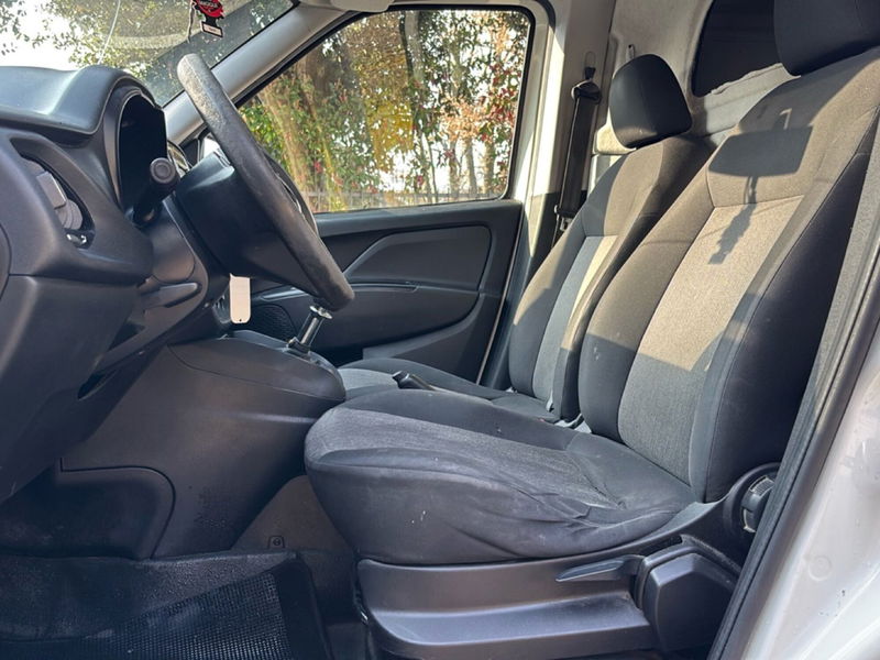 Fiat Doblò Furgone 1.3 MJT PL-TN Cargo Maxi Lamierato SX E5+ del 2018 usata a Bologna