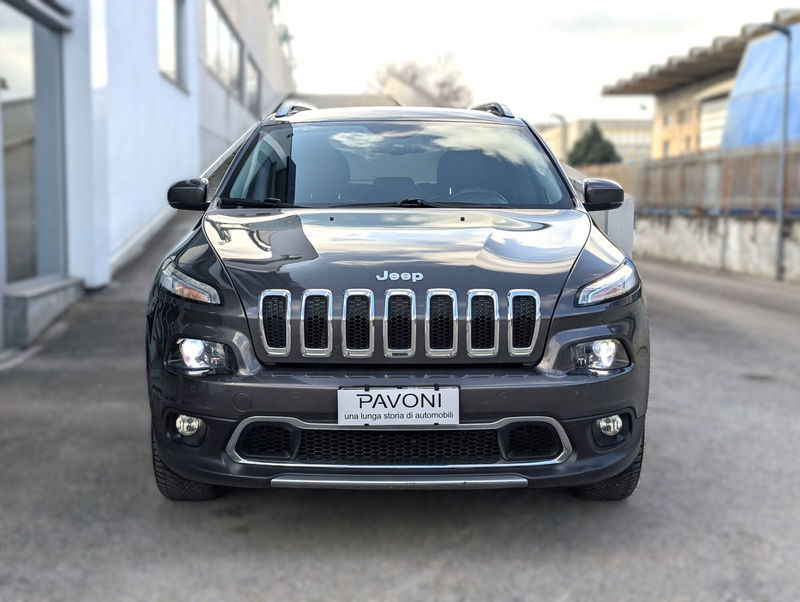 Jeep Cherokee 2.2 Mjt II 4WD Active Drive I Limited del 2015 usata a Pescara