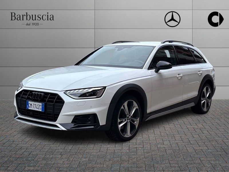 Audi A4 Allroad Allroad 40 2.0 tdi mhev Identity Contrast quattro 204cv s-tronic del 2023 usata a Montesilvano