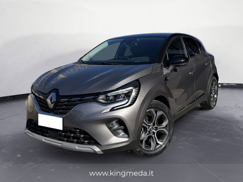 Renault Captur Full Hybrid E-Tech 145 CV Techno Fast Track del 2023 usata a Meda