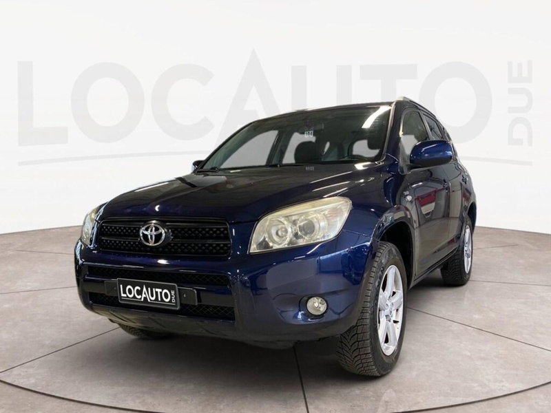 Toyota Rav4 2.2 D-4D 136 CV DPF Sol del 2006 usata a Torino