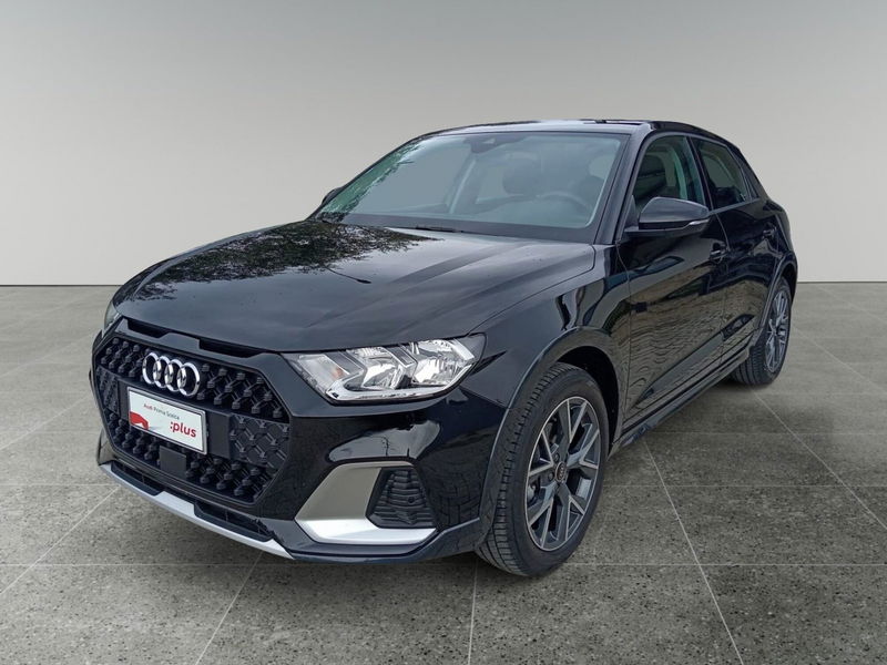 Audi A1 allstreet allstreet 25 TFSI Admired del 2023 usata a Triggiano