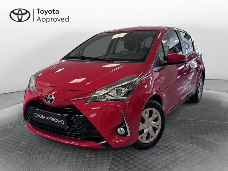 Toyota Yaris 1.0 3 porte Cool del 2017 usata a Prato