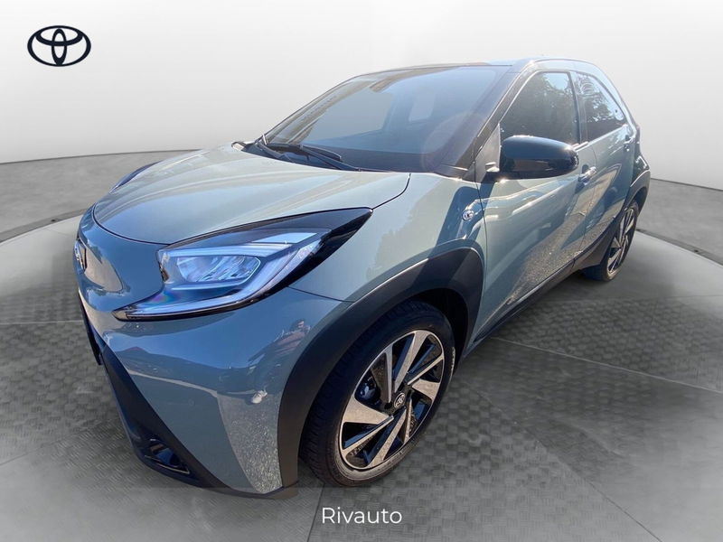 Toyota Aygo X 1.0 Lounge 72cv del 2024 usata a Beregazzo con Figliaro