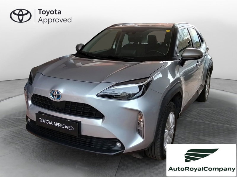 Toyota Yaris Cross Active fwd 115cv e-cvt del 2022 usata a Roma