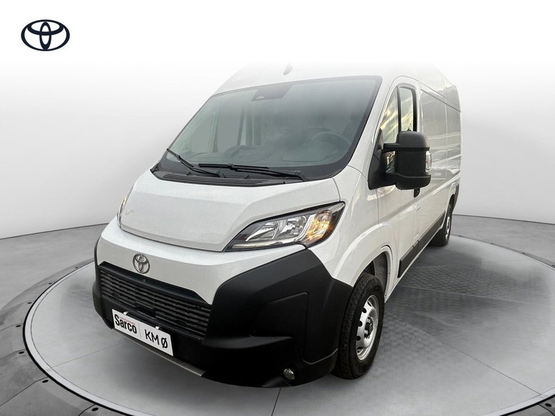 Toyota Proace Max Furgone Max 35 2.2d 140cv L2H1 Business nuova a Curno
