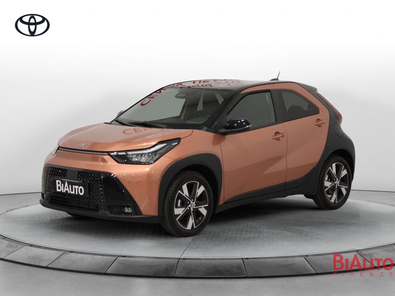 Toyota Aygo X 1.5 hybrid Icon e-cvt nuova a Sesto Fiorentino