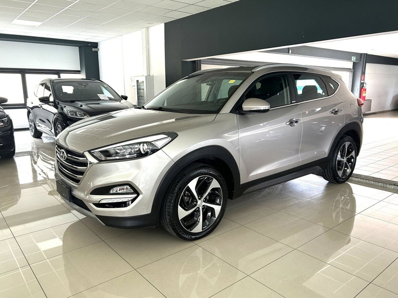 Hyundai Tucson 1.7 CRDi XPossible del 2016 usata a Ferrara