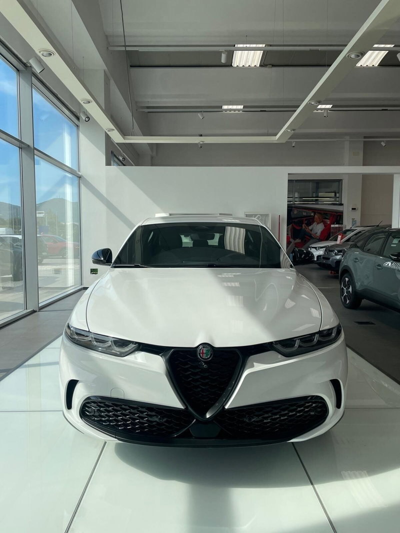 Alfa Romeo Tonale Tonale 1.5 160 CV MHEV TCT7 Ti nuova a Olbia