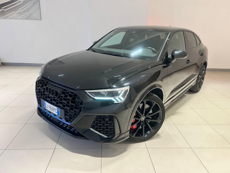 Audi RS Q3 Sportback 2.5 quattro s-tronic del 2022 usata a Napoli