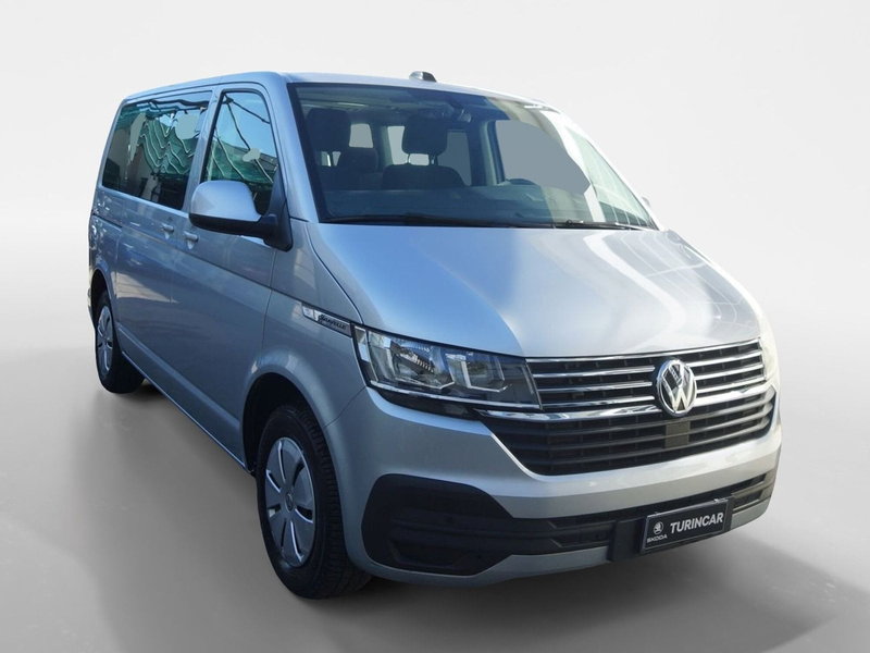 Volkswagen Veicoli Commerciali T6.1 caravelle 2.0 tdi 150cv Comfortline p.c. del 2023 usata a Torino
