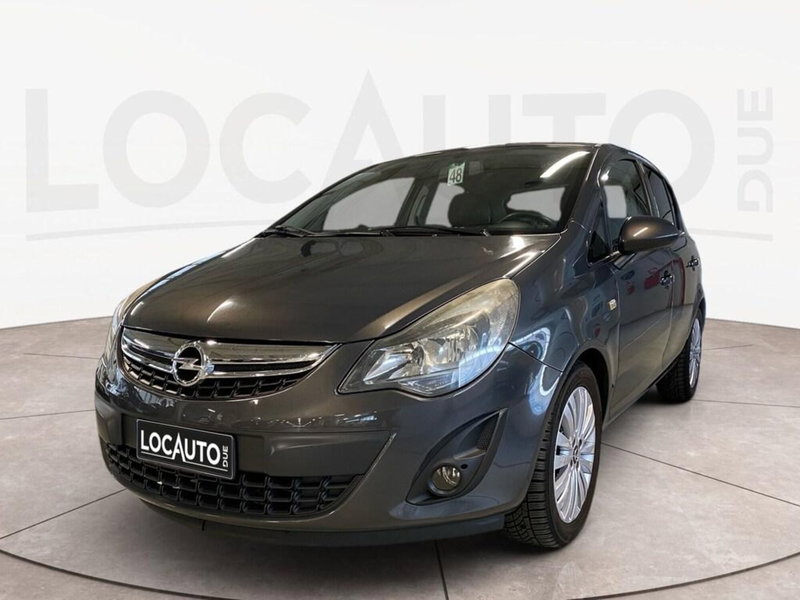 Opel Corsa 1.2 5 porte Edition del 2014 usata a Torino