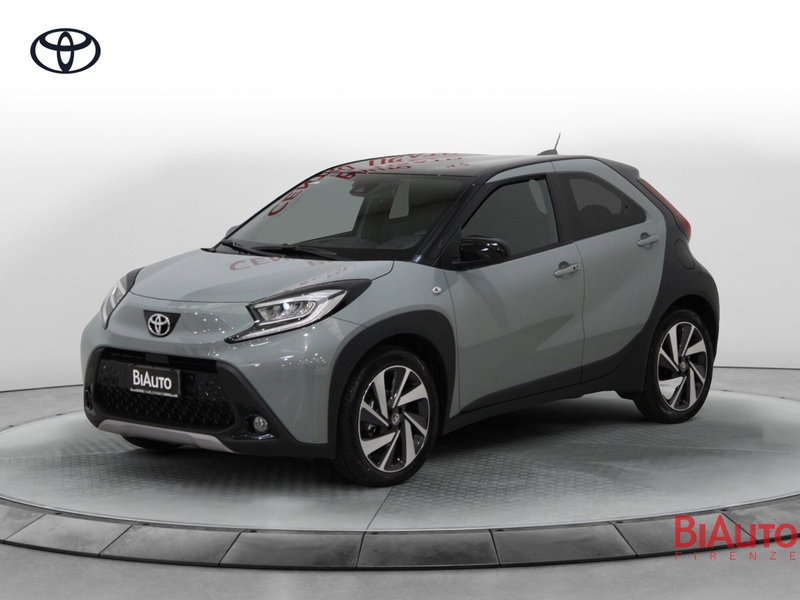 Toyota Aygo X 1.0 Lounge Air 72cv s-cvt del 2024 usata a Sesto Fiorentino