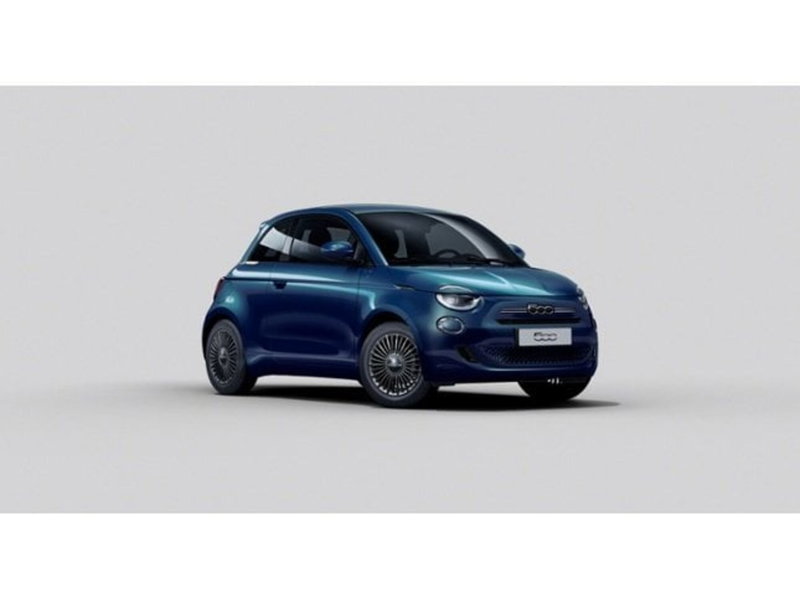 Fiat 500 1.0 hybrid Icon nuova a Rosignano Marittimo